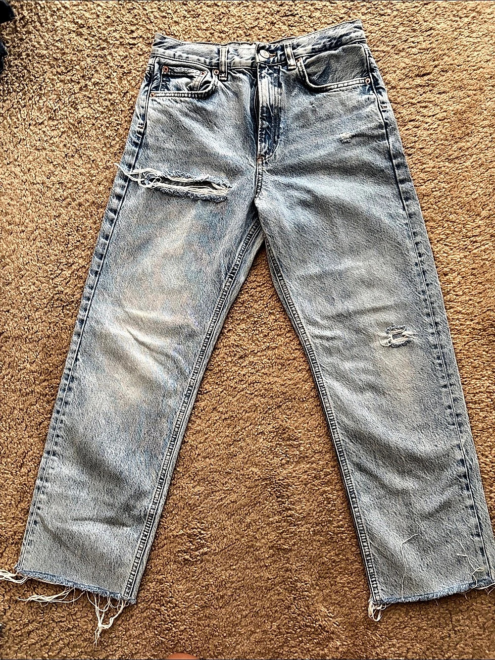 Zara The Pepper Mom Distressed Straight Leg Jeans in Blue Size 6